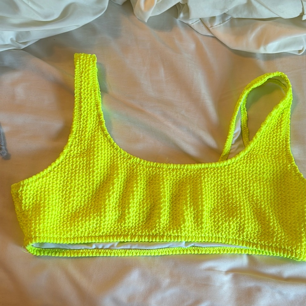 Bathing suit
